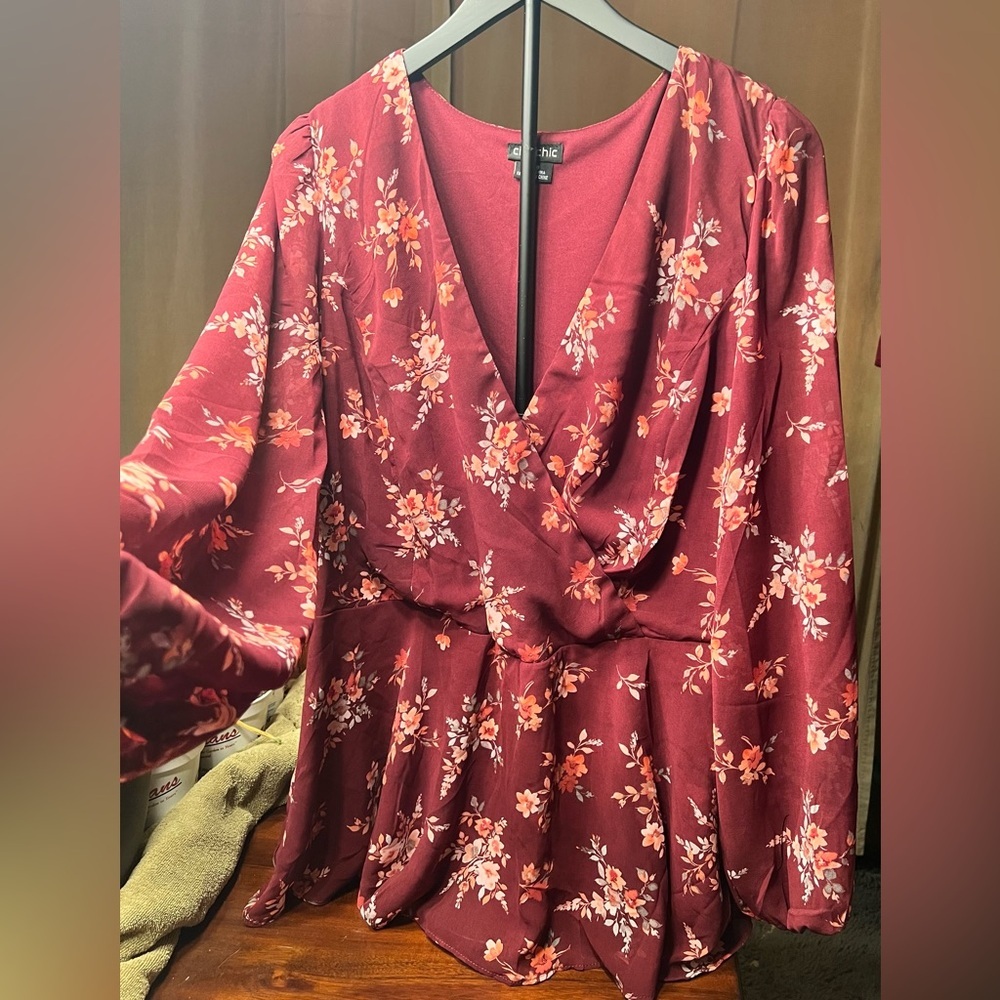 NWOT City Chic Floral Peplum Blouse Size 18